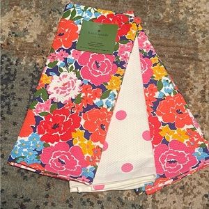 KATE SPADE KITCHEN TOWELS SET OF 3 
100% cotton 
17in x 28in